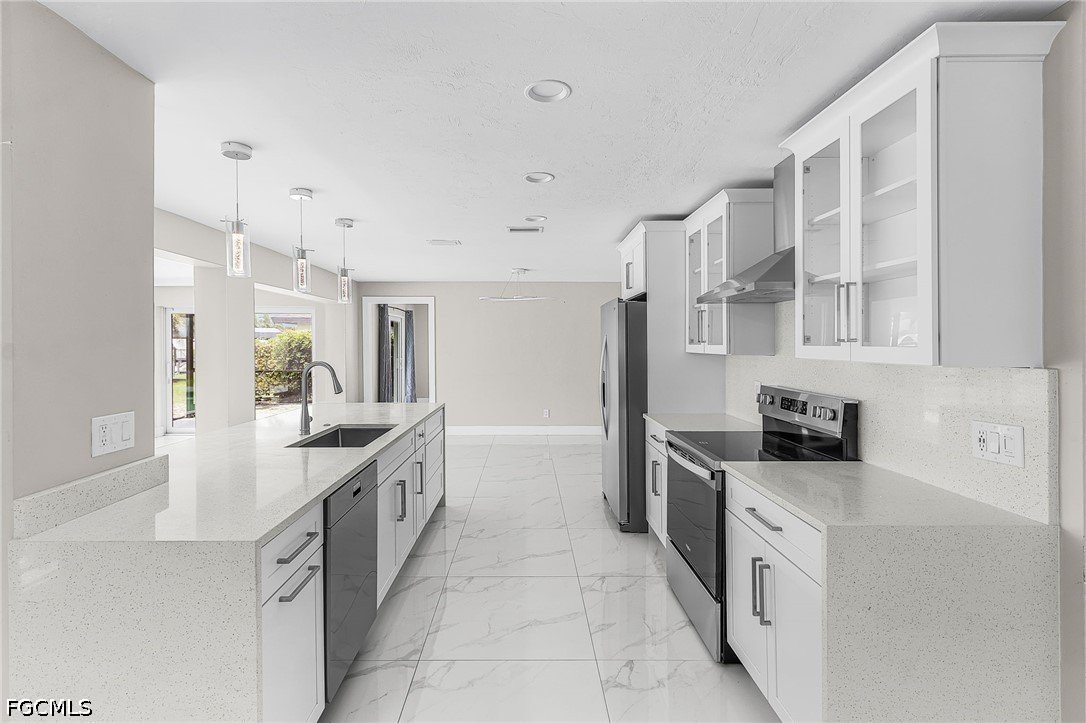 1936 Palaco Grande PKWY - Cape Coral FL - Photo 9