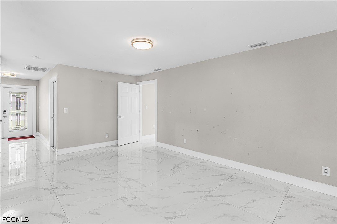 1936 Palaco Grande PKWY - Cape Coral FL - Photo 12