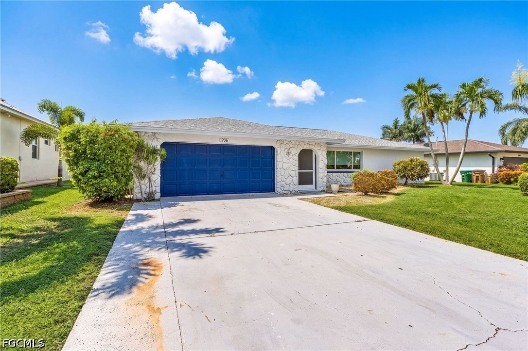 1936 Palaco Grande PKWY - Cape Coral FL - Photo 2