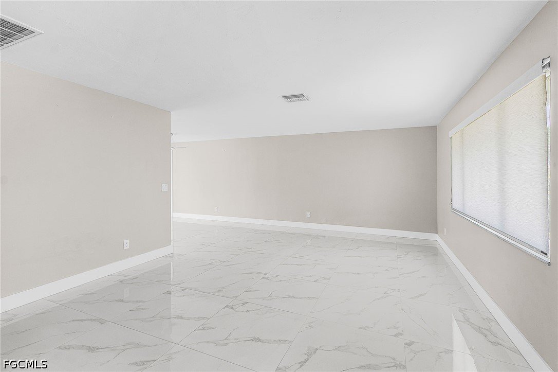 1936 Palaco Grande PKWY - Cape Coral FL - Photo 5