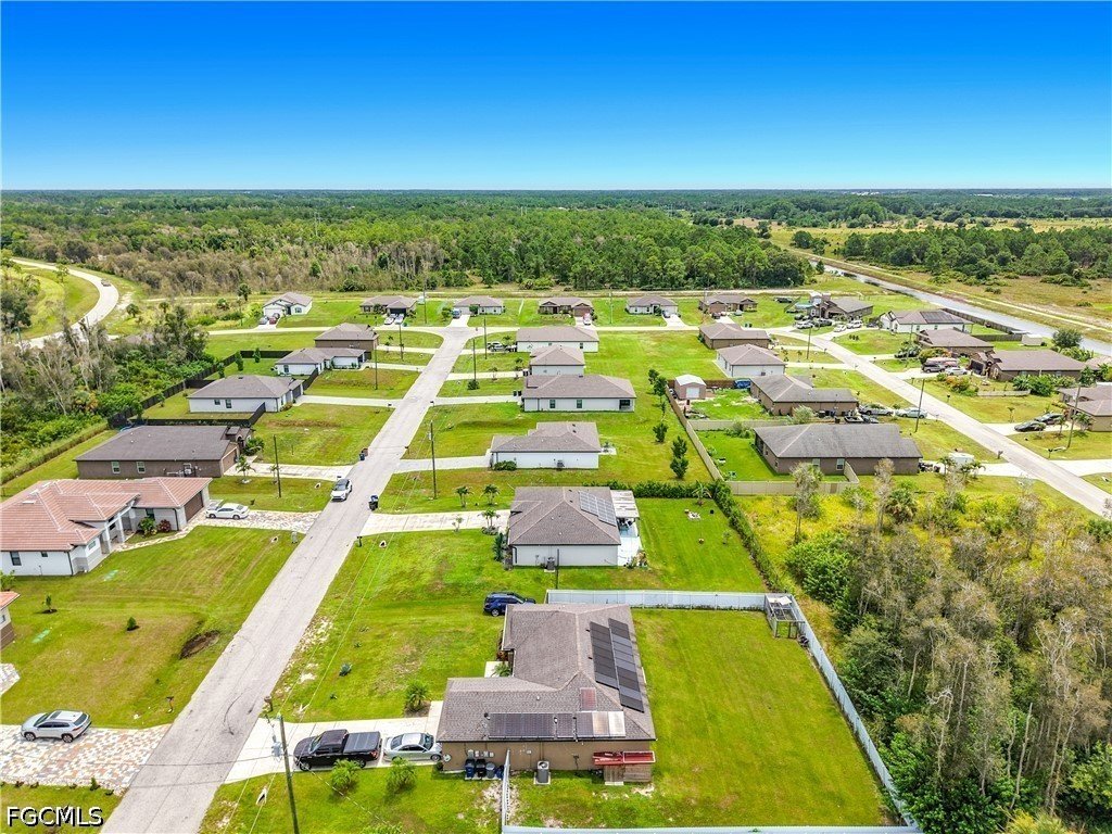 258 Lisette ST - Fort Myers FL - Photo 18