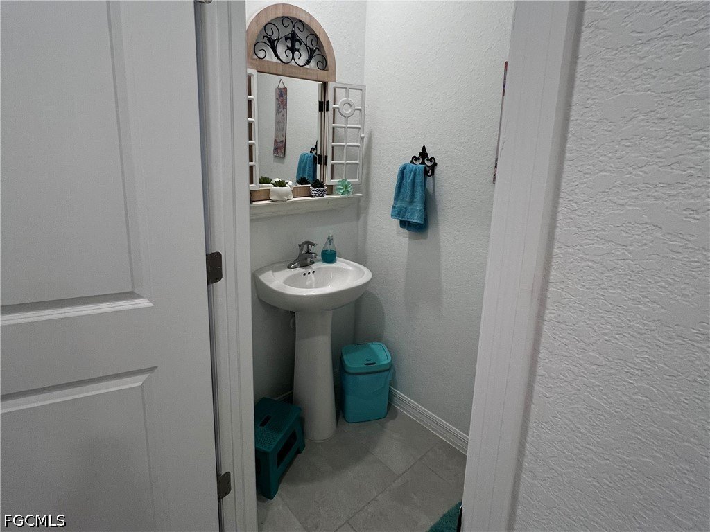 14265 Oviedo PL - Fort Myers FL - Photo 9