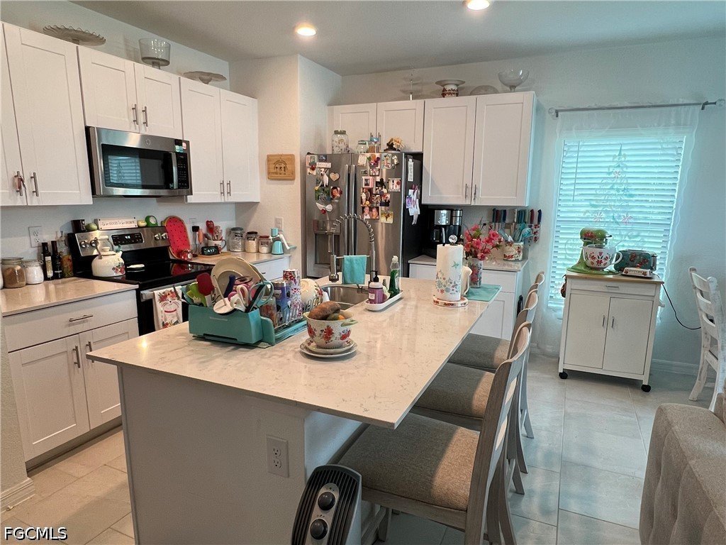 14265 Oviedo PL - Fort Myers FL - Photo 4