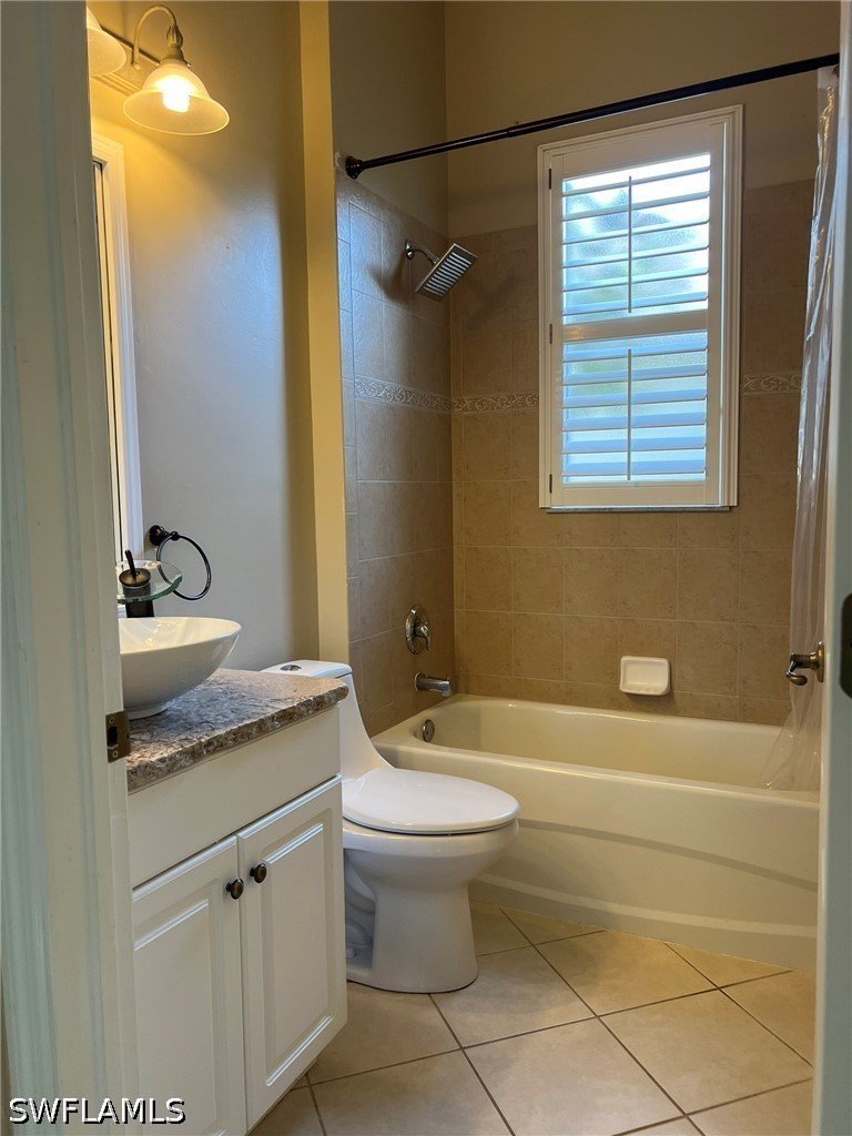 9269 Palm Island CIR - North Fort Myers FL - Photo 7