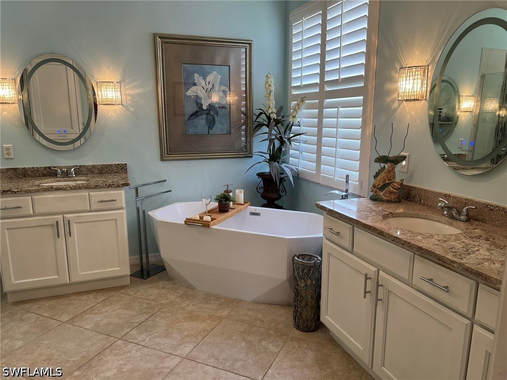 9269 Palm Island CIR - North Fort Myers FL - Photo 15