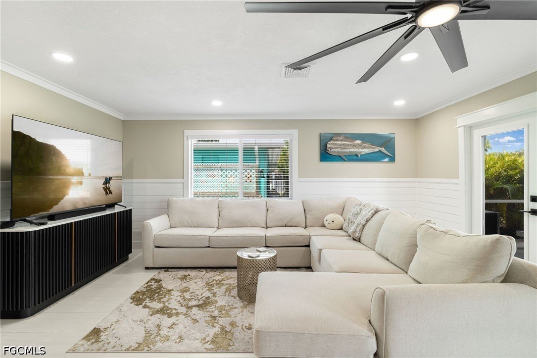 2574 Bayshore DR - Matlacha FL - Photo 19