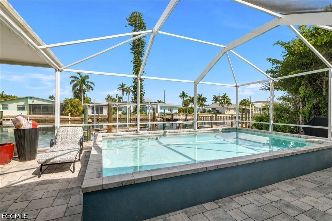 2574 Bayshore DR - Matlacha FL - Photo 27