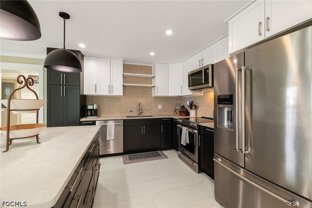2574 Bayshore DR - Matlacha FL - Photo 15