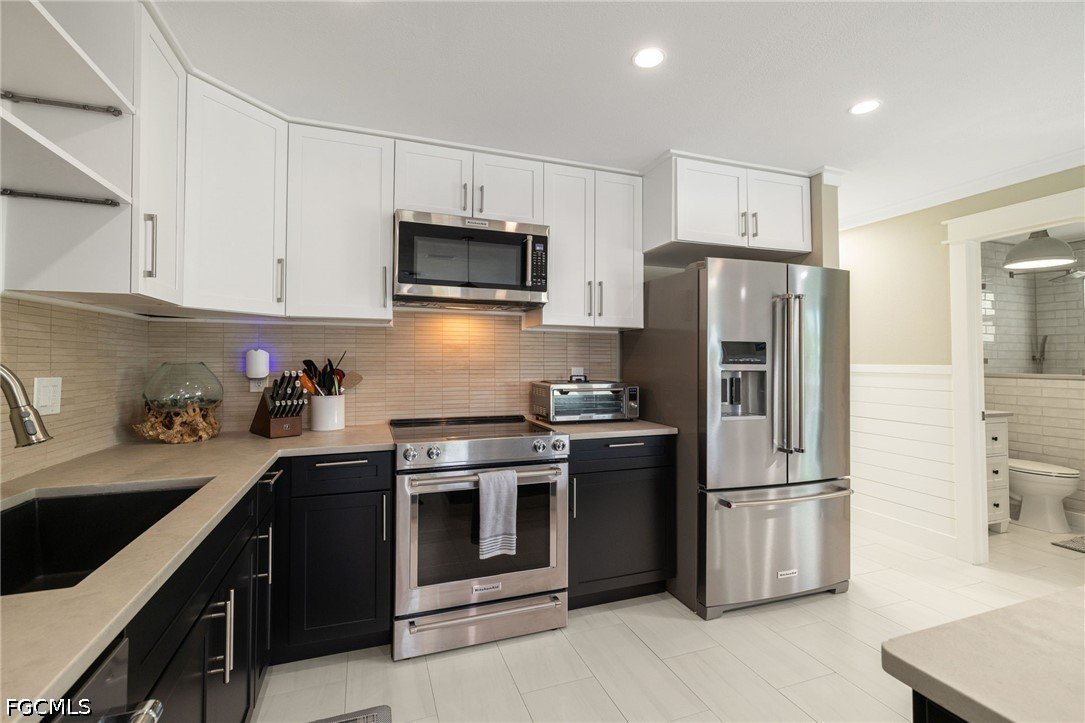 2574 Bayshore DR - Matlacha FL - Photo 17